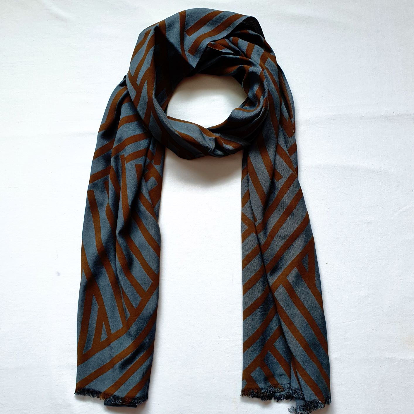 YSB - Taungurung Biik (Land) scarf – Blue/Grey | First Nations Gifts