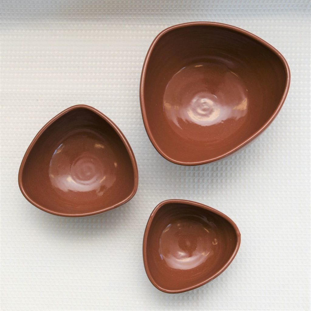 Ceramic Nesting Bowls - Aboriginal design - Earth Brown